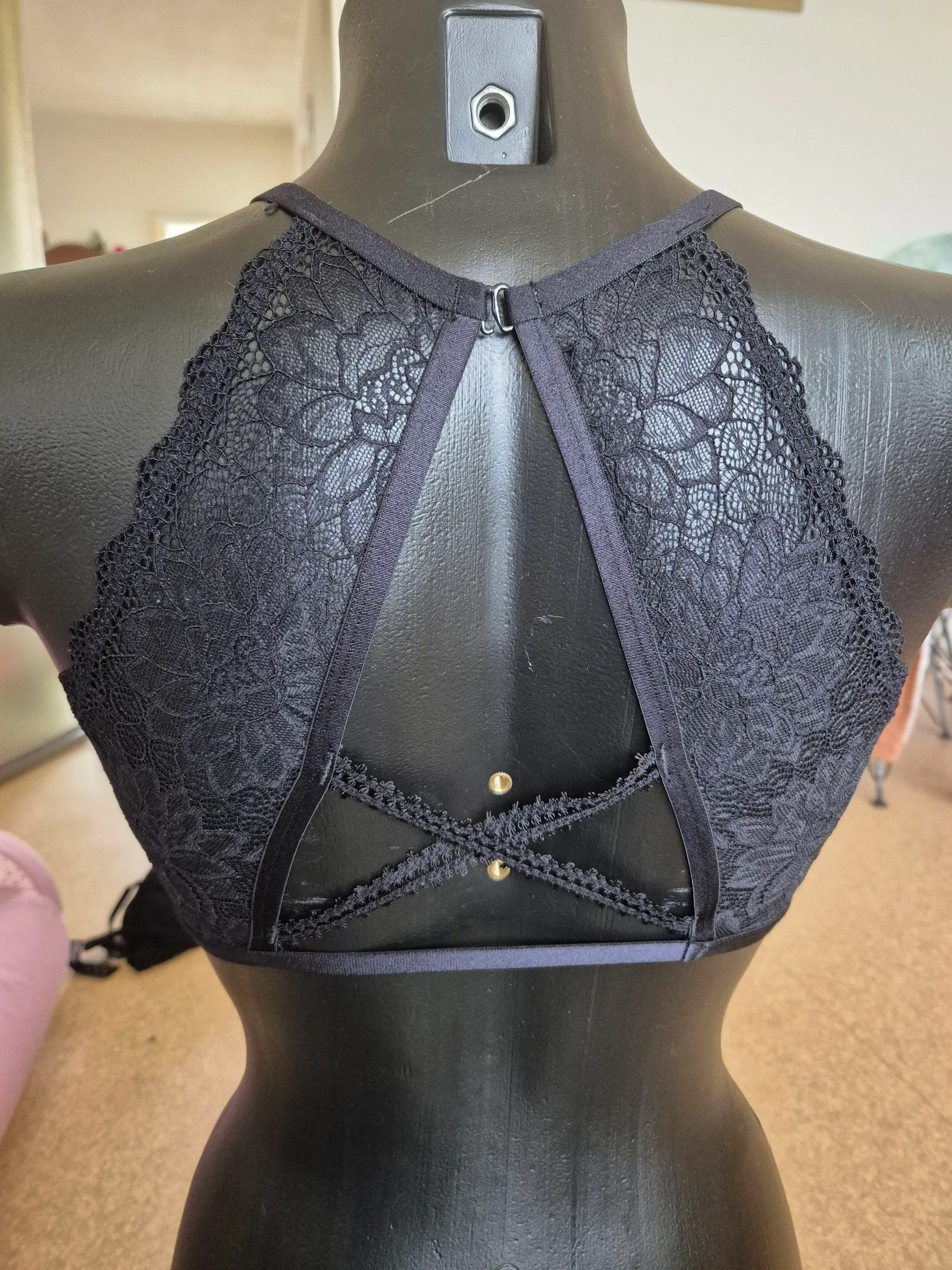 Size S bra never worn – photo 2